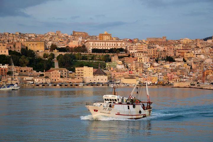 Casa Vacanze Donzellini Apartamento Sciacca Habitación foto
